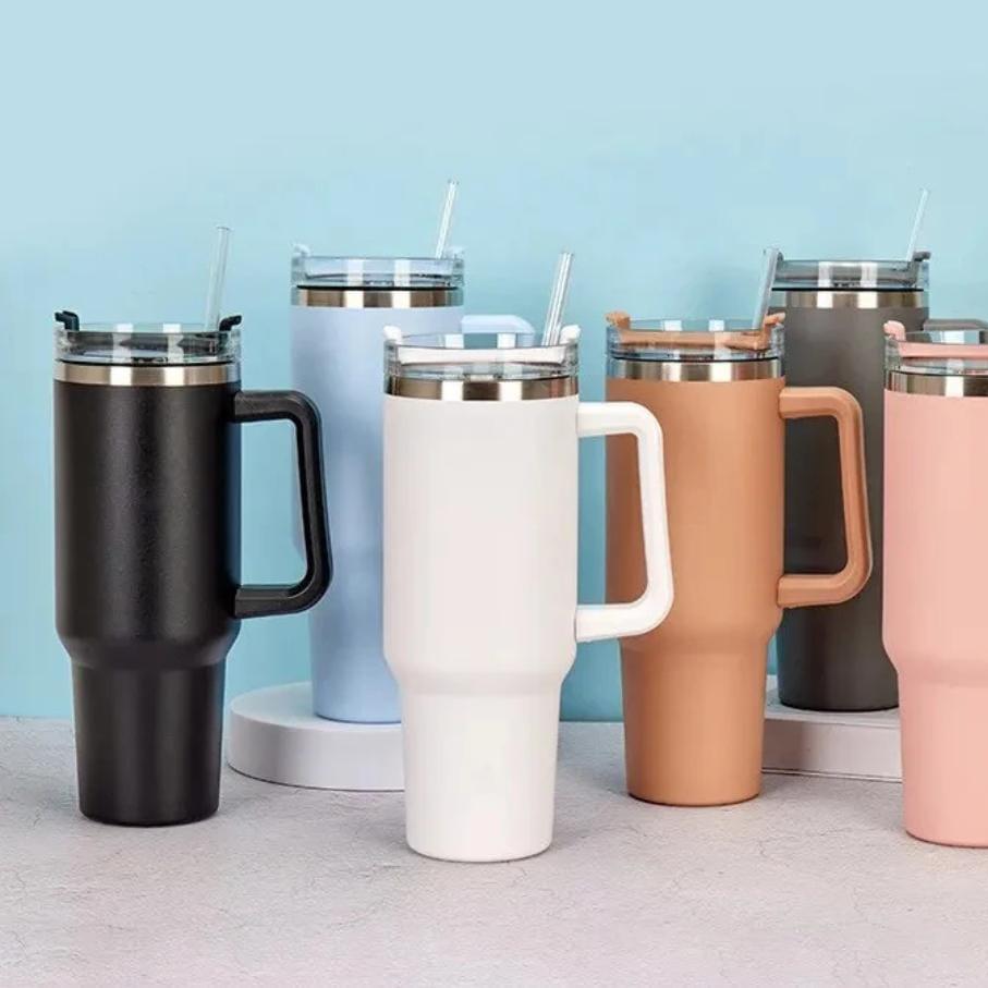 1200 ml Tumbler with Handle Straw(Random color)